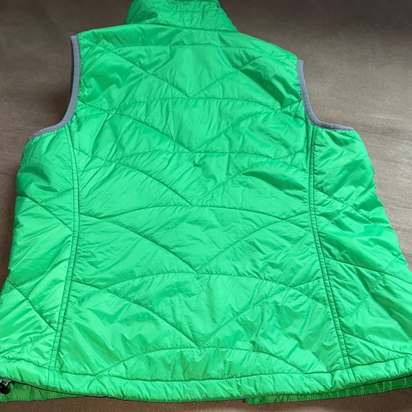 L.L. Bean Vibrant Green Quilted Vest - Picture 7 of 7